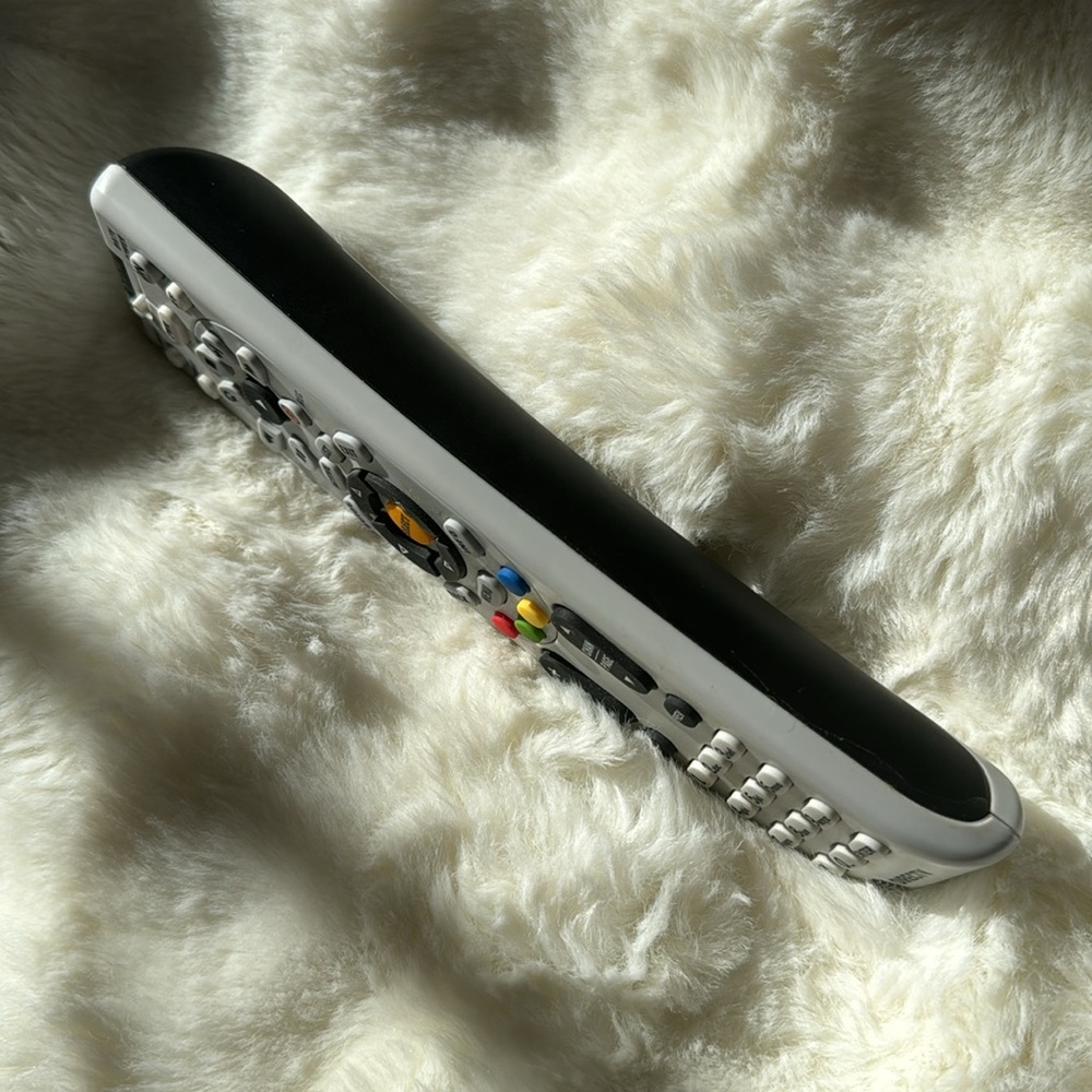 Direct TV Remote - Picture 3 of 4